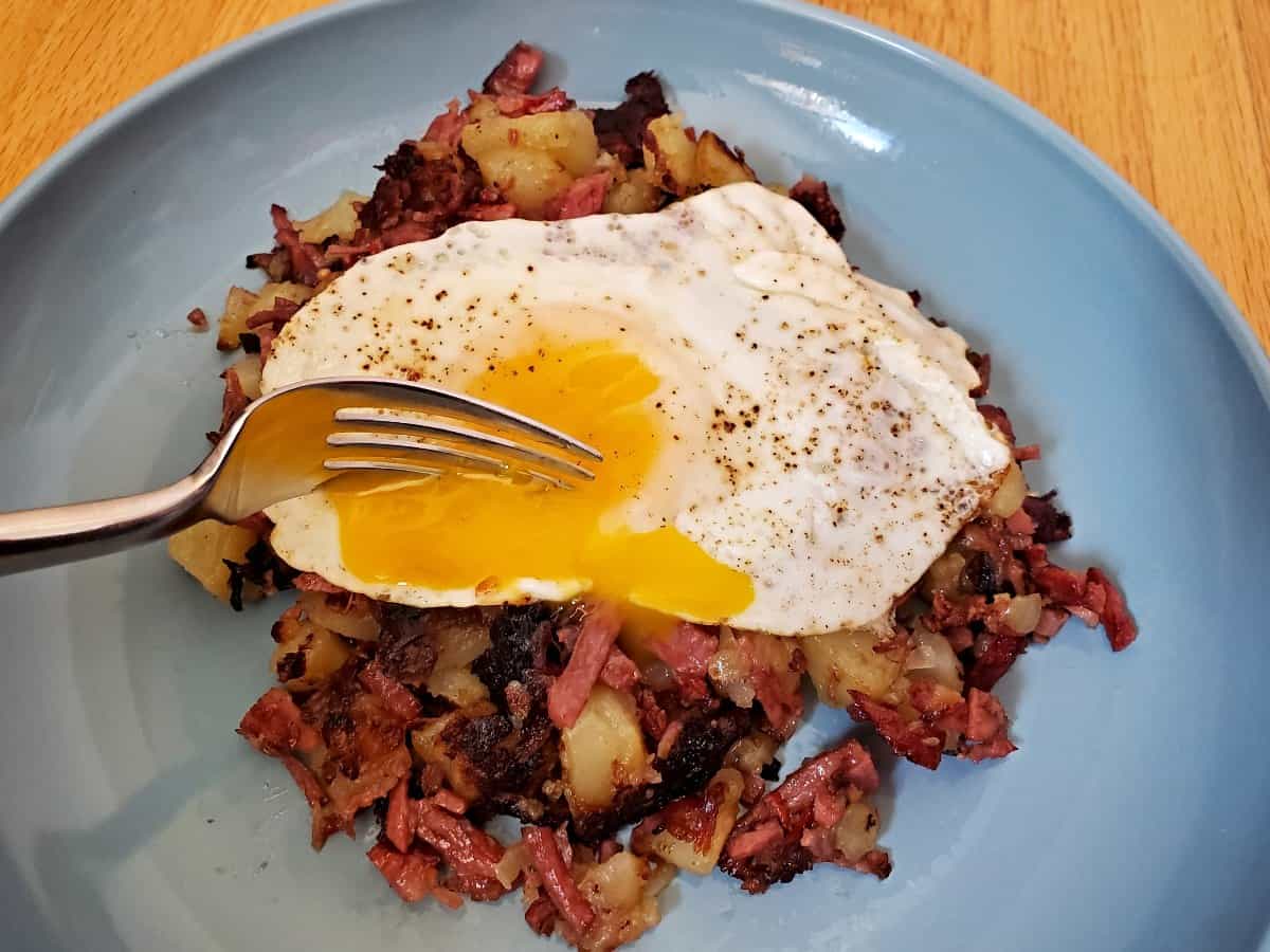 How to Make Crispy Corned Beef Hash: Pro Tips & Tricks
